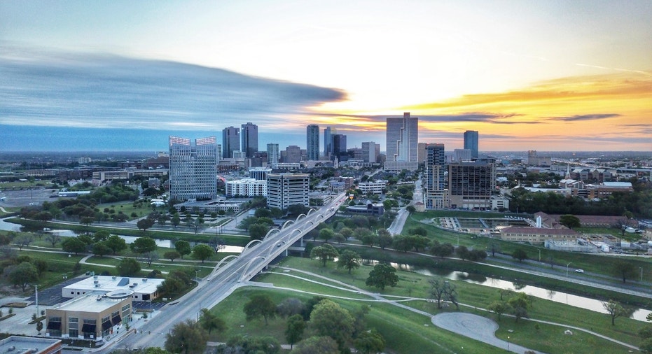 Fort Worth Texas skyline